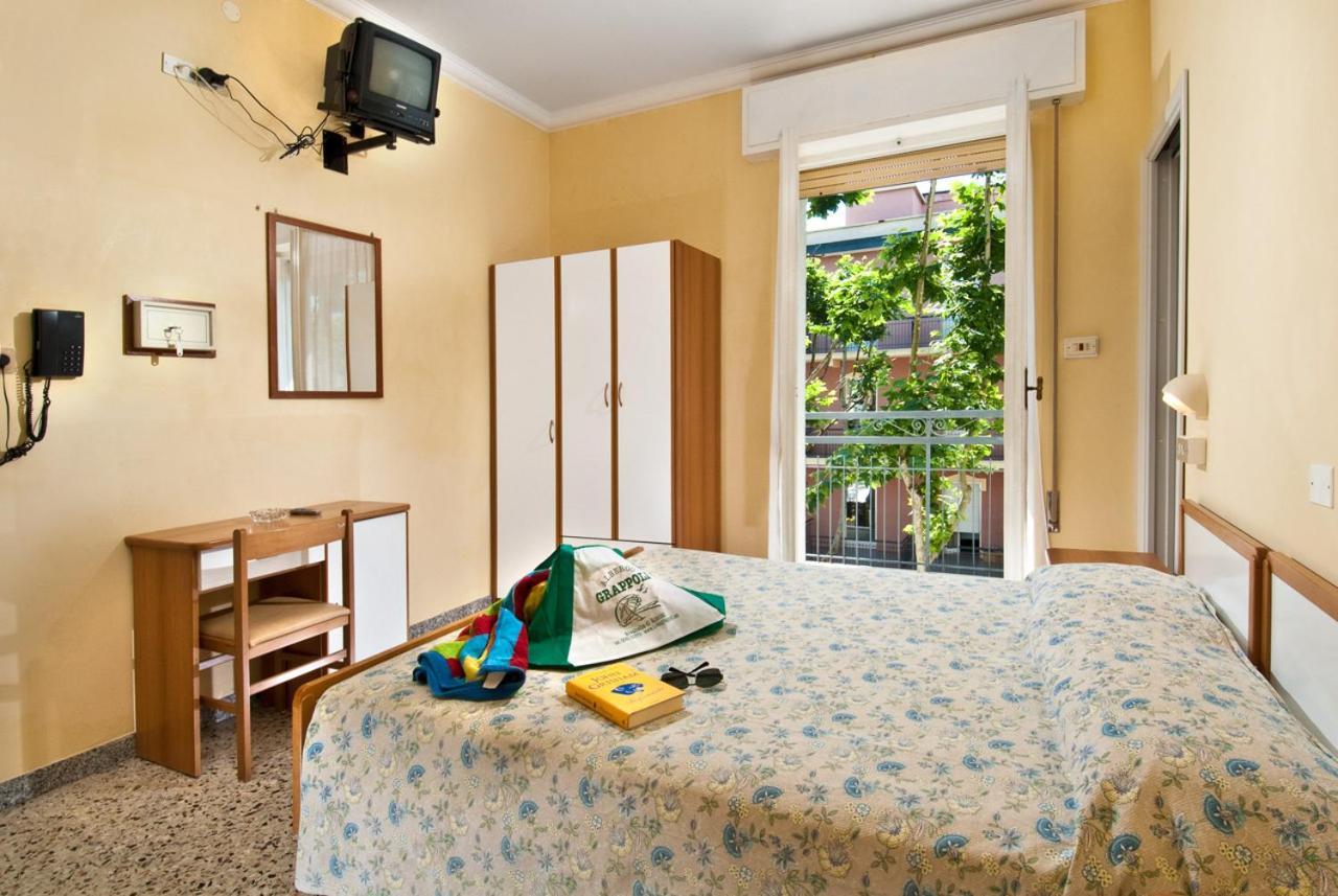 Hotel Grappoli Rimini Dış mekan fotoğraf