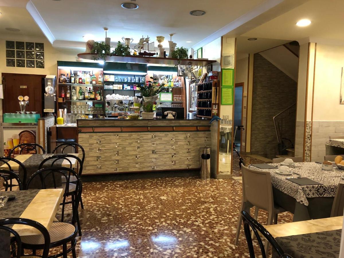 Hotel Grappoli Rimini Dış mekan fotoğraf